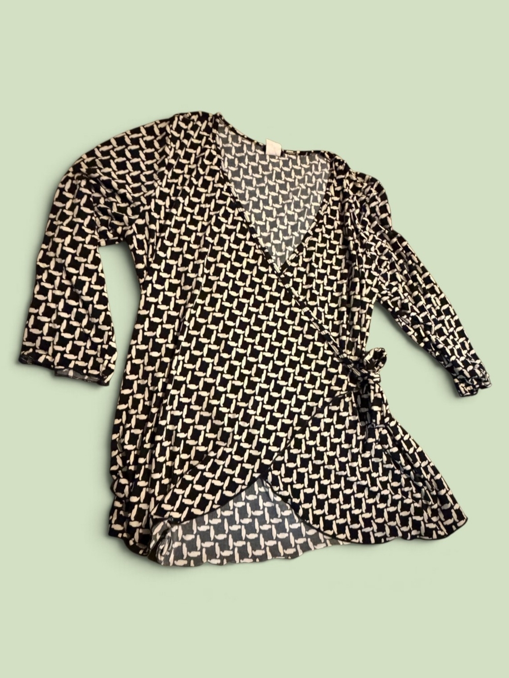 Maurices Black and Cream Wrap Blouse XL